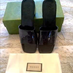 Black rubber slides
